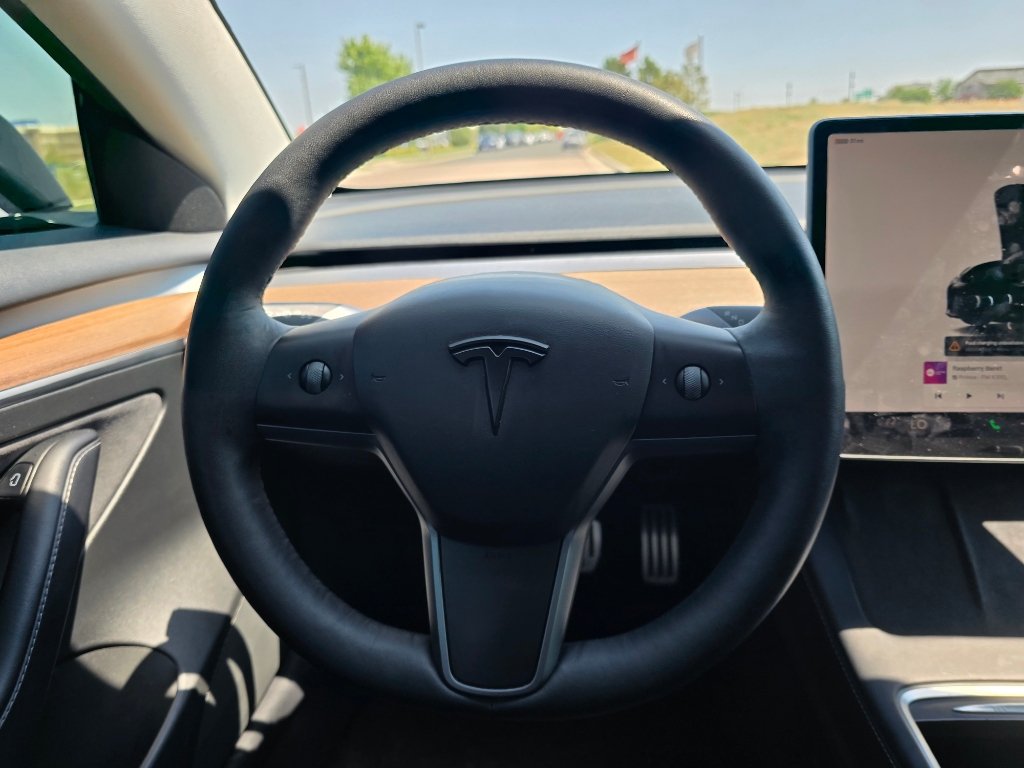 Used 2022 Tesla Model 3 Performance AWD/4WD image 25