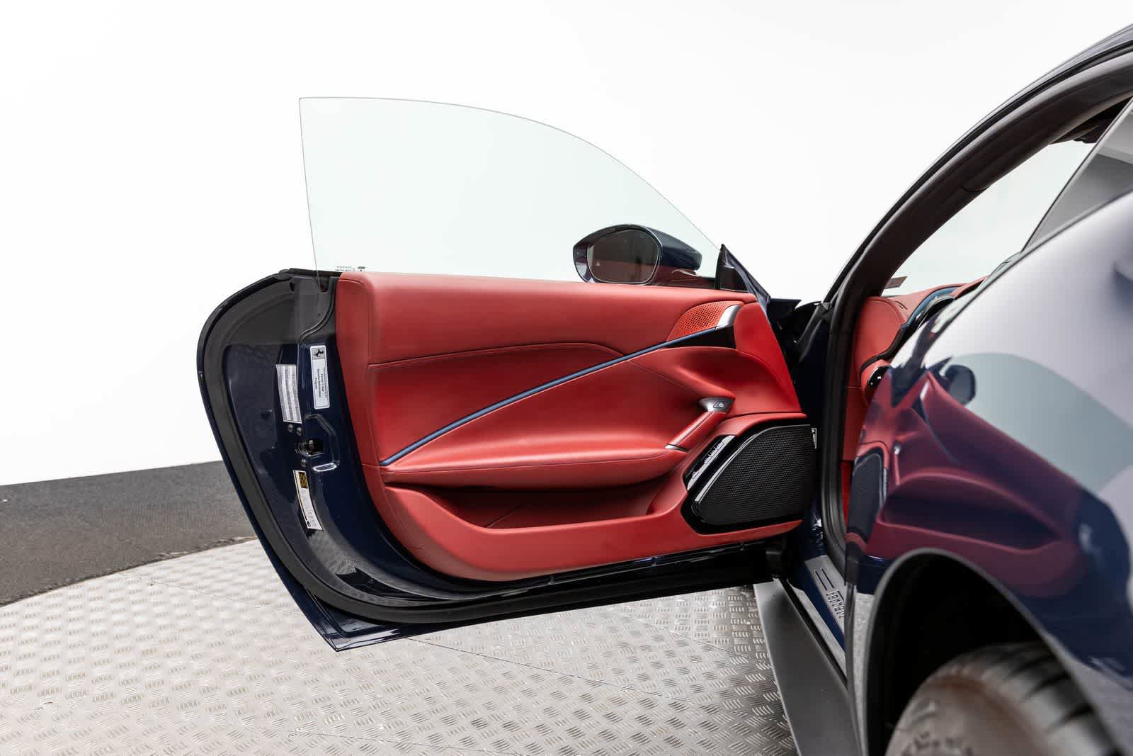 Used 2021 Ferrari Roma RWD image 25