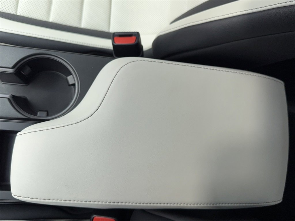 Used 2022 Lexus IS 350 F Sport w/ Accessory Package image 31