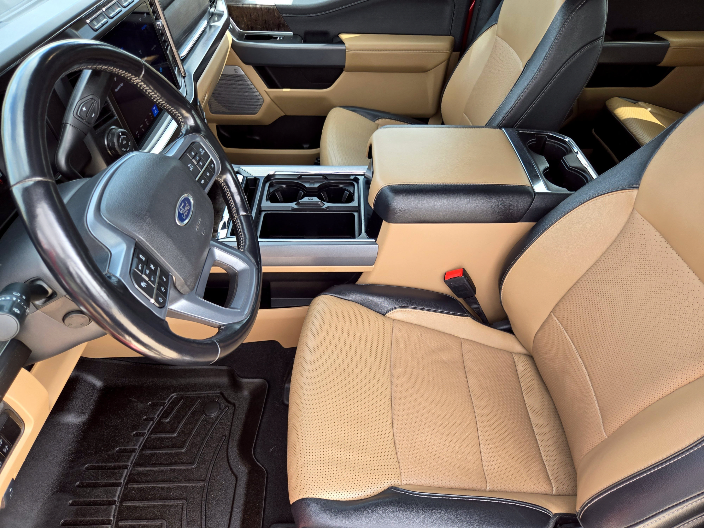 Used 2023 Ford F250 Lariat w/ Lariat Ultimate Package AWD/4WD image 9