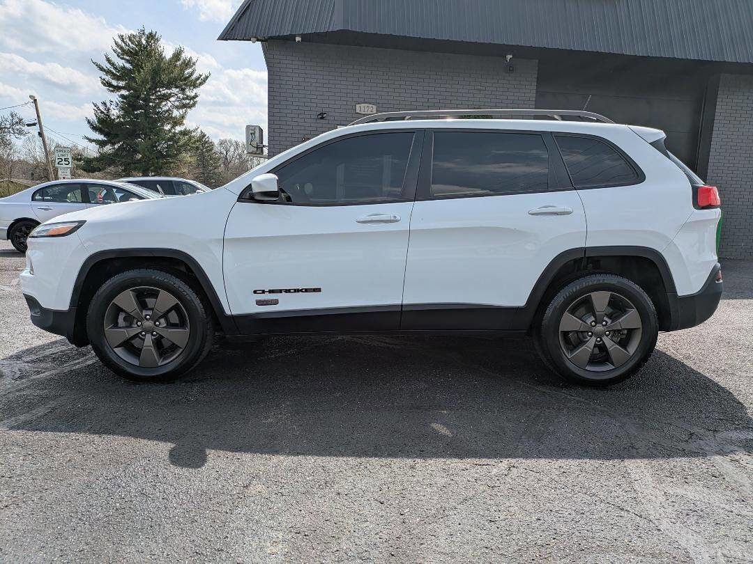 Used 2016 Jeep Cherokee 75th Anniversary image 2