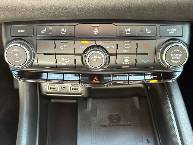 Used 2022 Dodge Durango R/T AWD/4WD image 35
