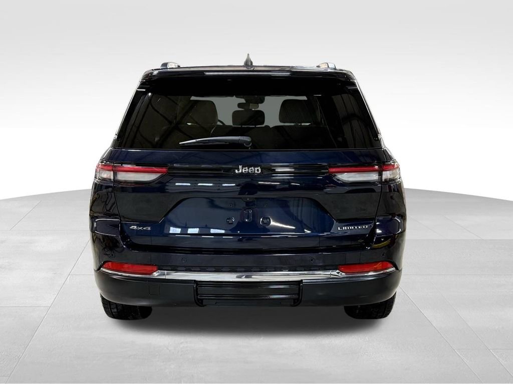 Certified 2023 Jeep Grand Cherokee Limited image 5