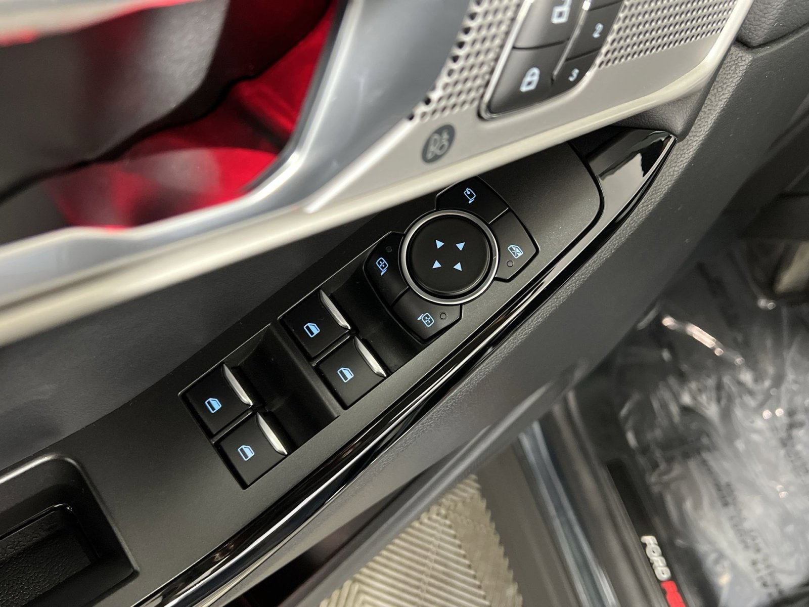 Used 2022 Ford Explorer ST w/ Equipment Group 401A AWD/4WD image 15