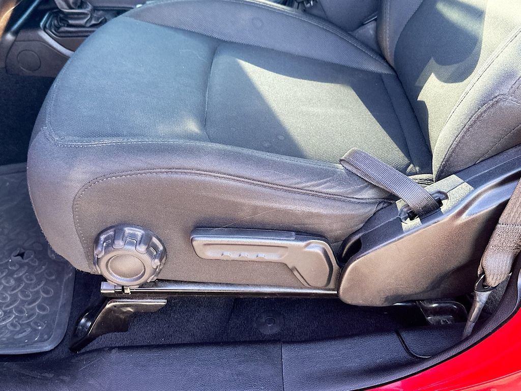 Used 2018 Jeep Wrangler Unlimited Sport image 9