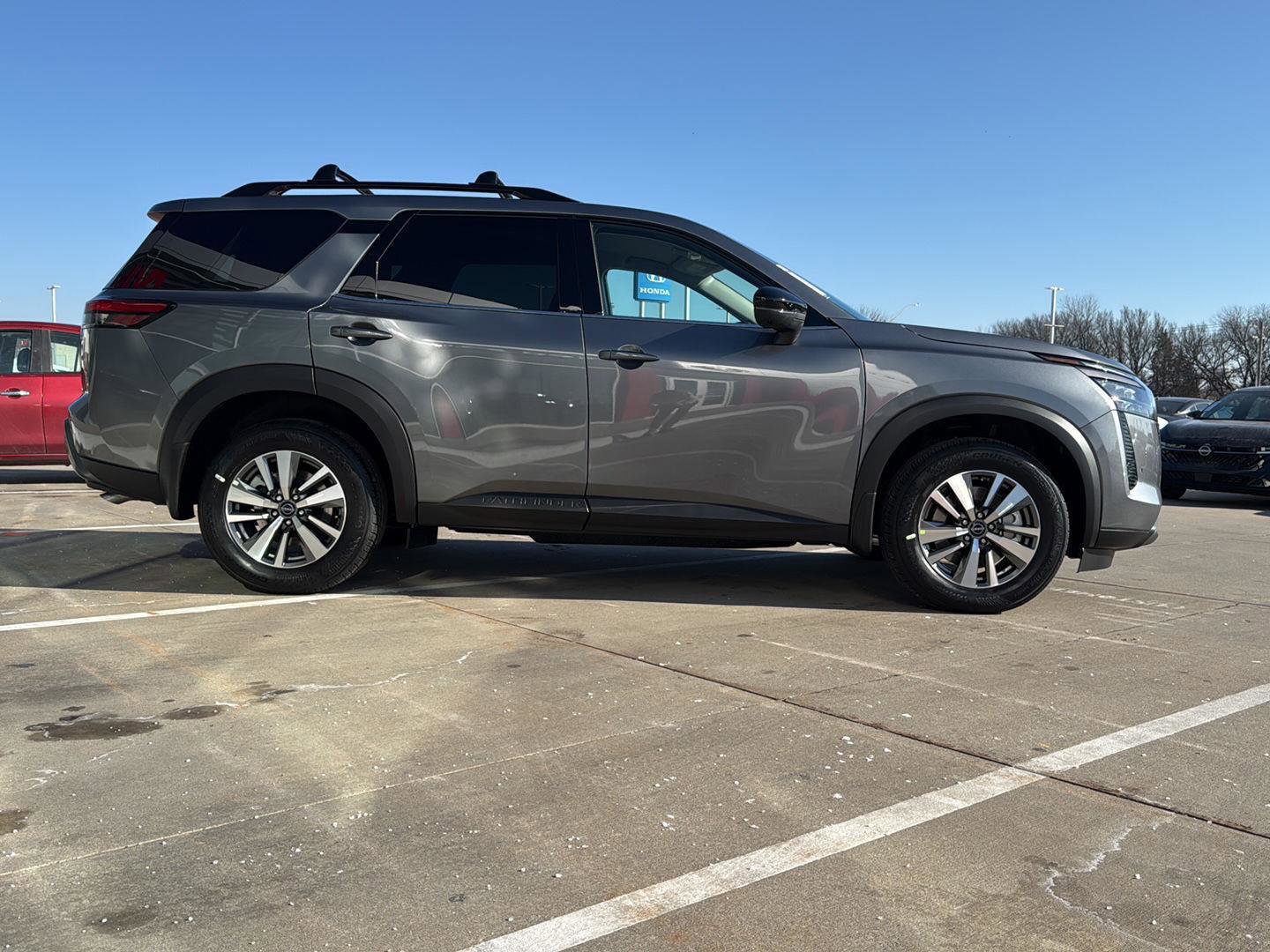 New 2026 Nissan Pathfinder SL AWD/4WD image 5