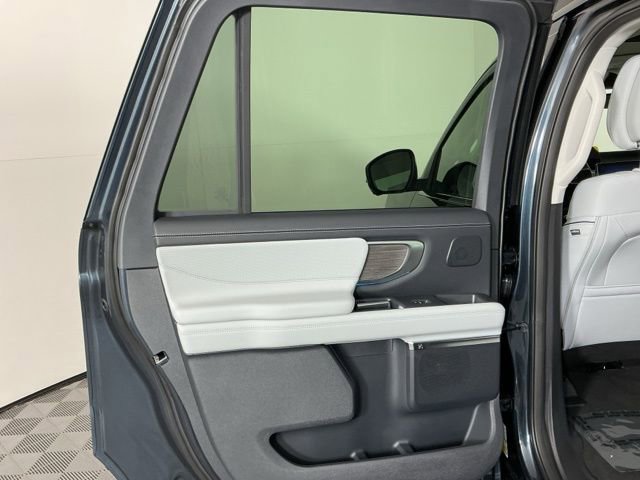 New 2026 Ford Expedition Max Platinum image 29