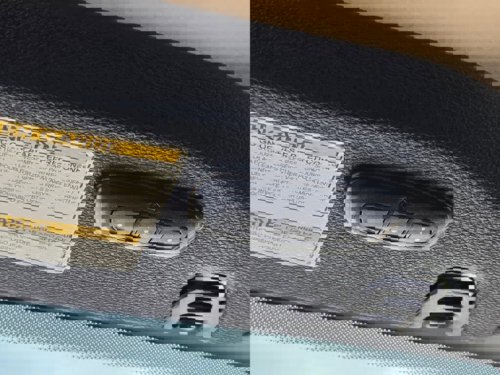 Used 2022 Jeep Wrangler Unlimited Sahara 4xe w/ Cold Weather Group image 27