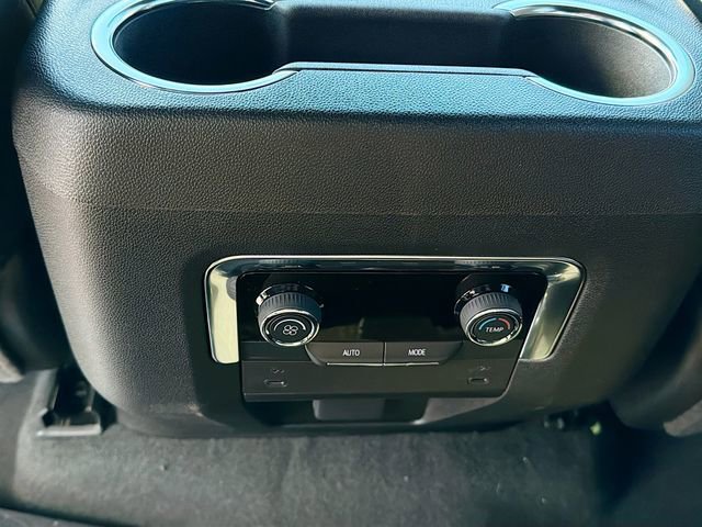 New 2026 Chevrolet Suburban LS image 23