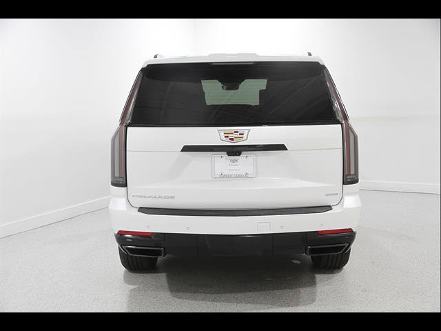 Used 2025 Cadillac Escalade Sport Platinum w/ LPO, Floor Liner Package AWD/4WD image 28