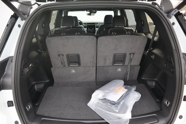 New 2025 Jeep Grand Cherokee L Limited image 28