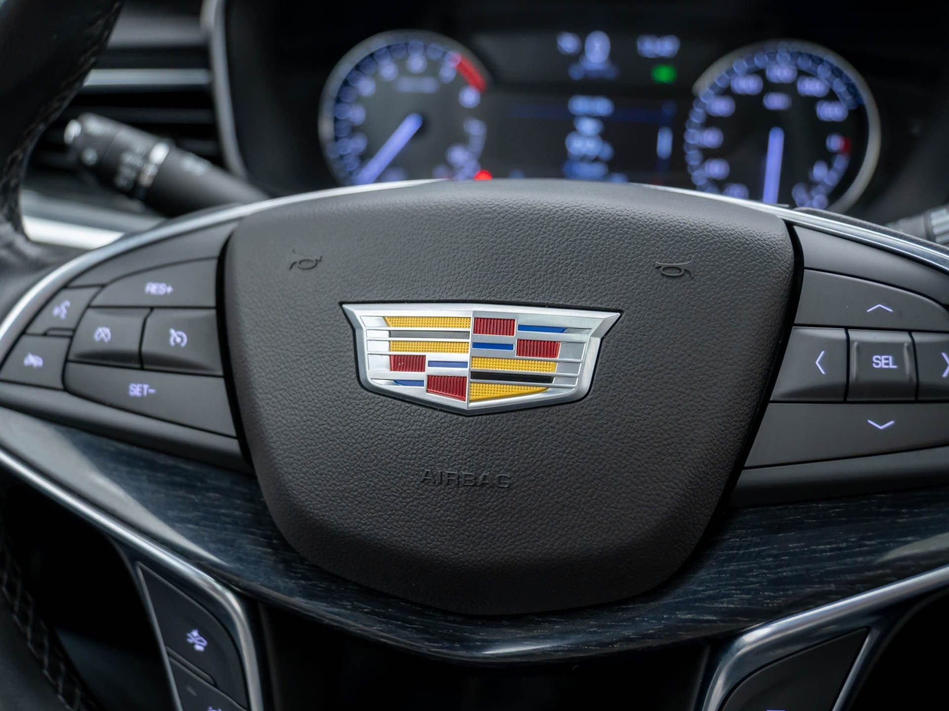 Used 2022 Cadillac XT5 Premium Luxury image 32