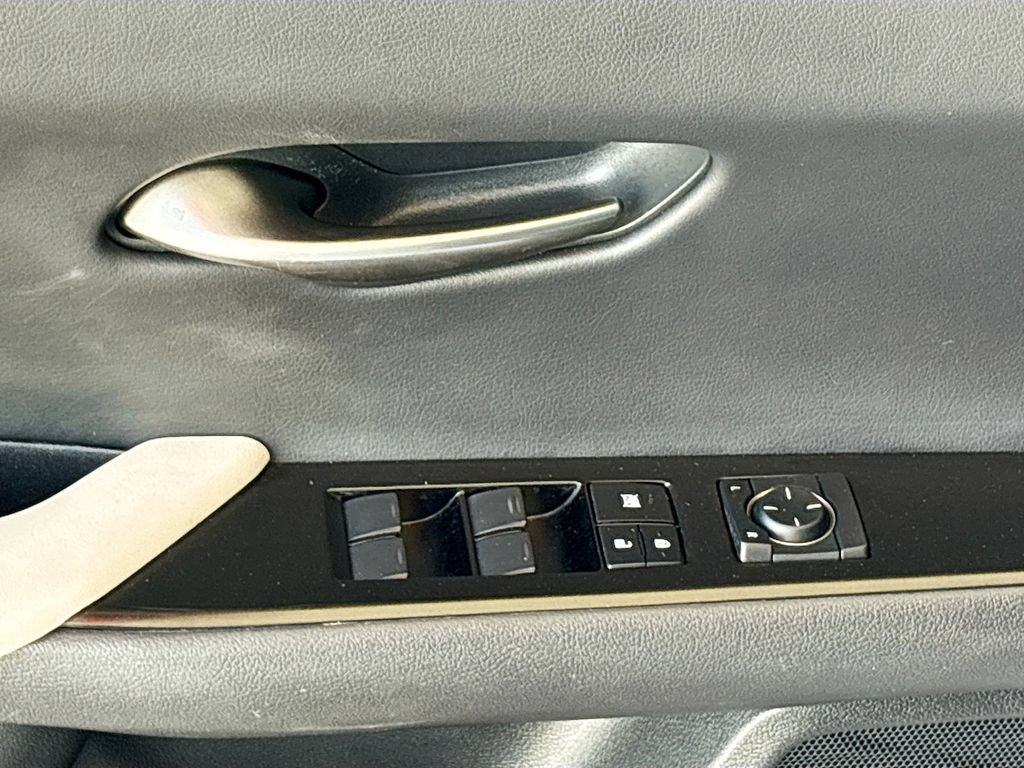 Used 2020 Lexus UX 250h w/ Accessory Package AWD/4WD image 22