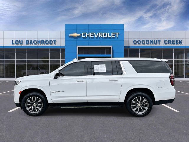 Used 2024 Chevrolet Suburban LT RWD image 5