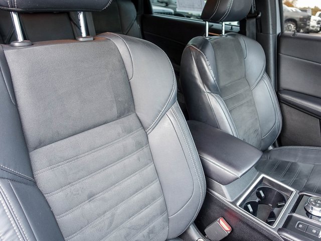 Used 2022 Mitsubishi Outlander SE image 11