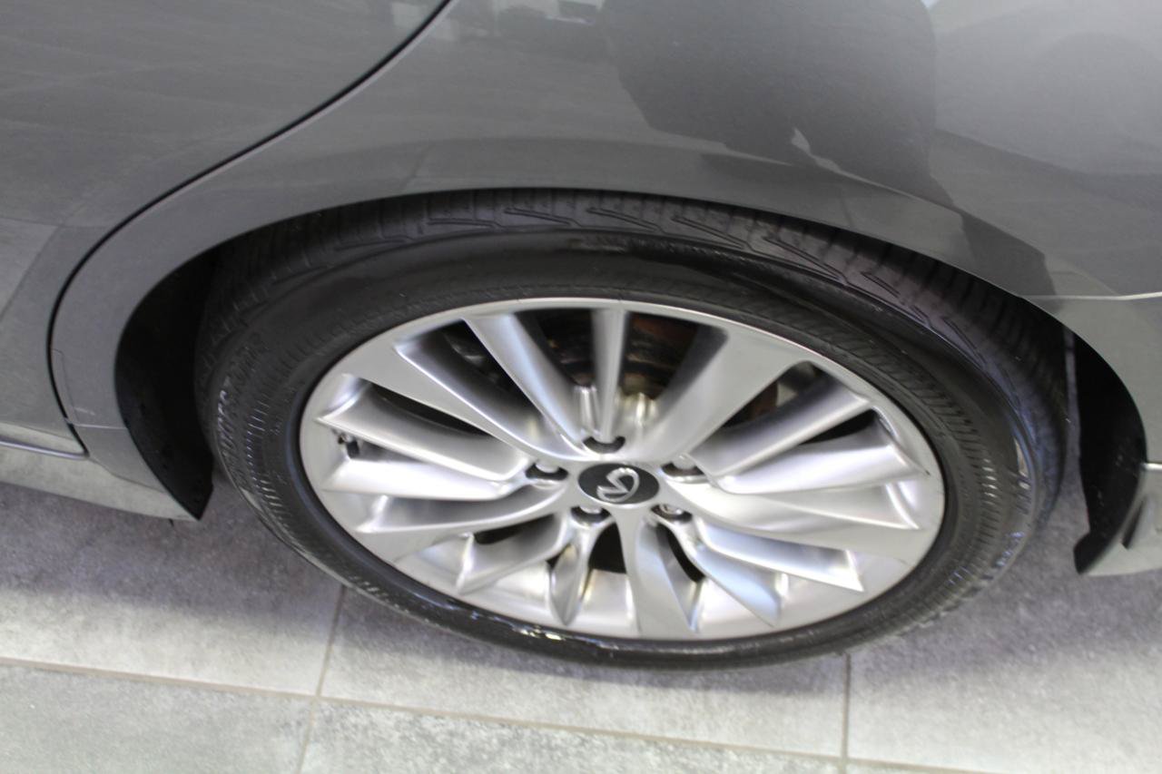 Used 2020 INFINITI Q50 Luxe w/ Essential Package (3.0T Luxe) AWD/4WD image 33