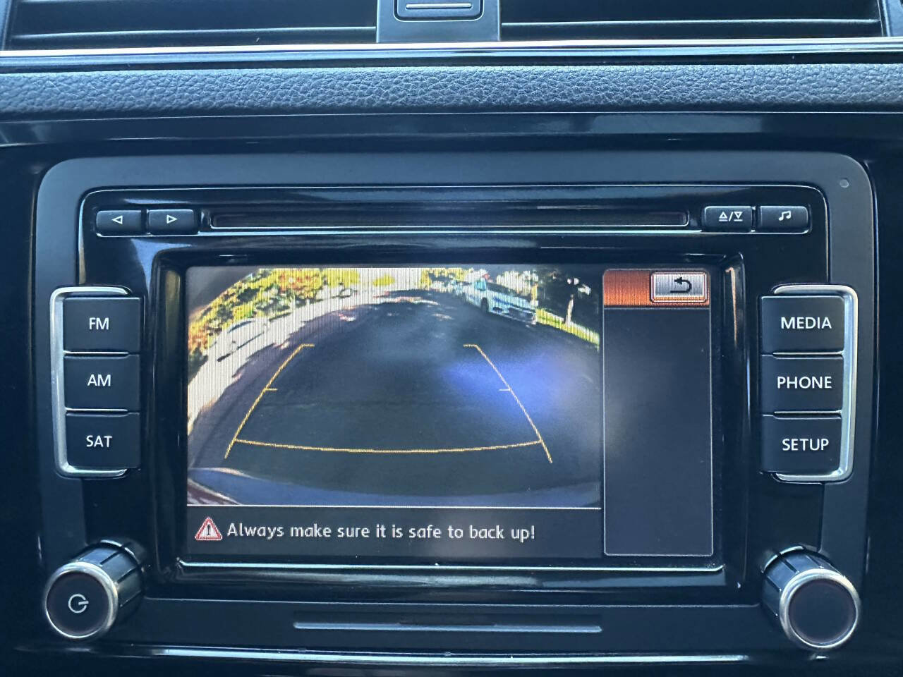 Used 2015 Volkswagen Jetta TDI SE image 18