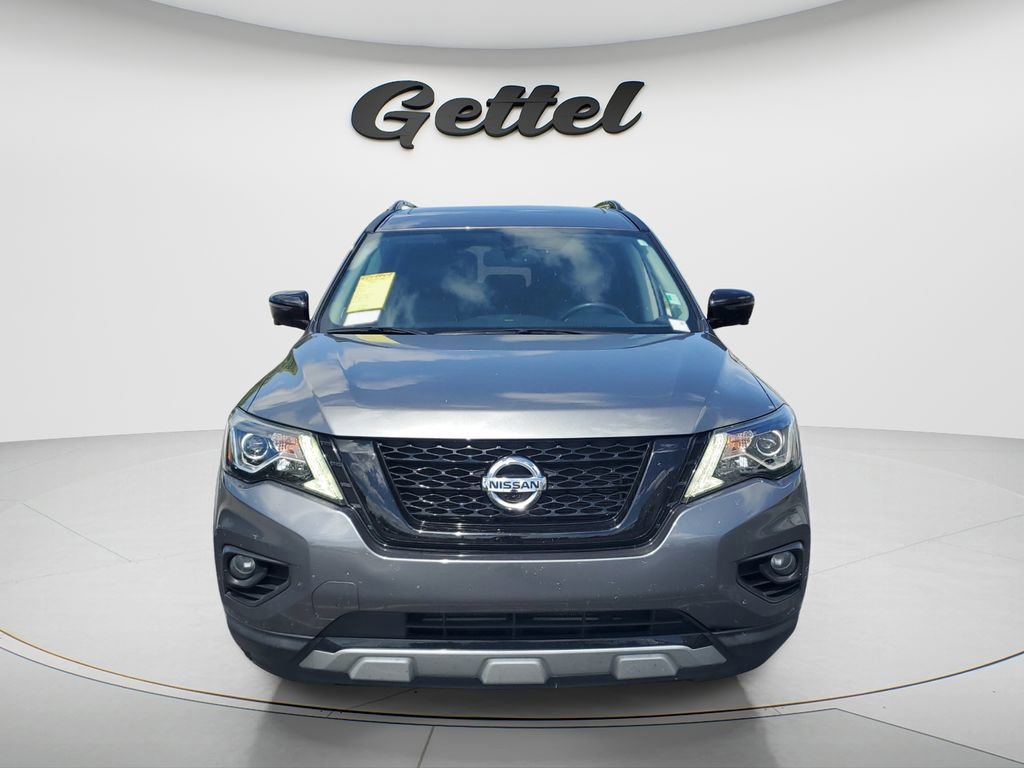 Used 2020 Nissan Pathfinder SL FWD image 2