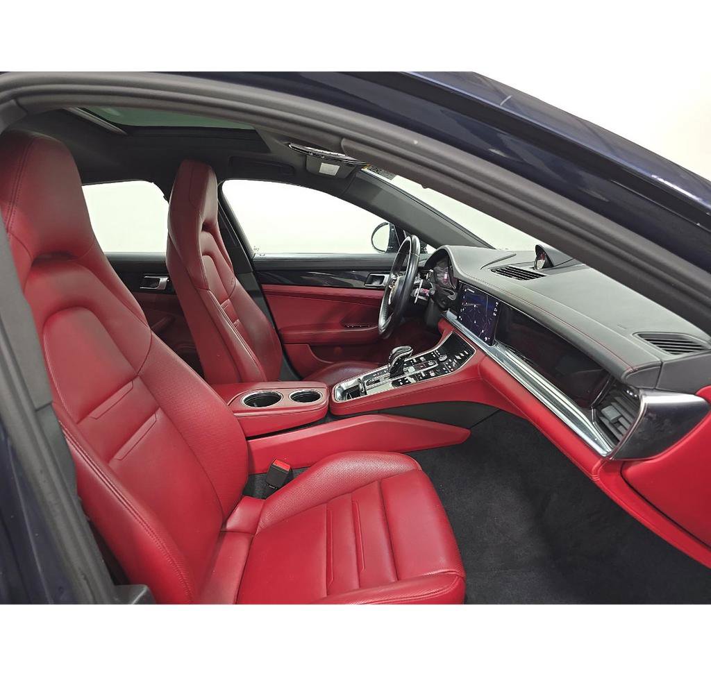 Used 2023 Porsche Panamera 4 AWD/4WD image 8