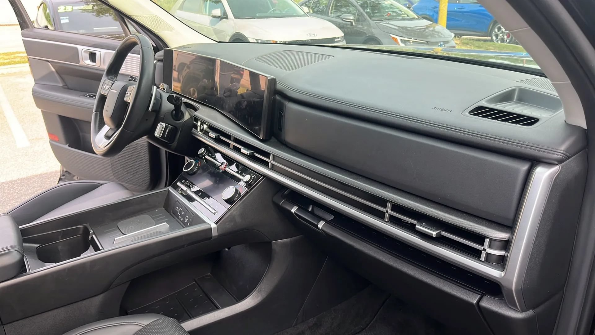 Used 2024 Hyundai Santa Fe SEL AWD/4WD image 11