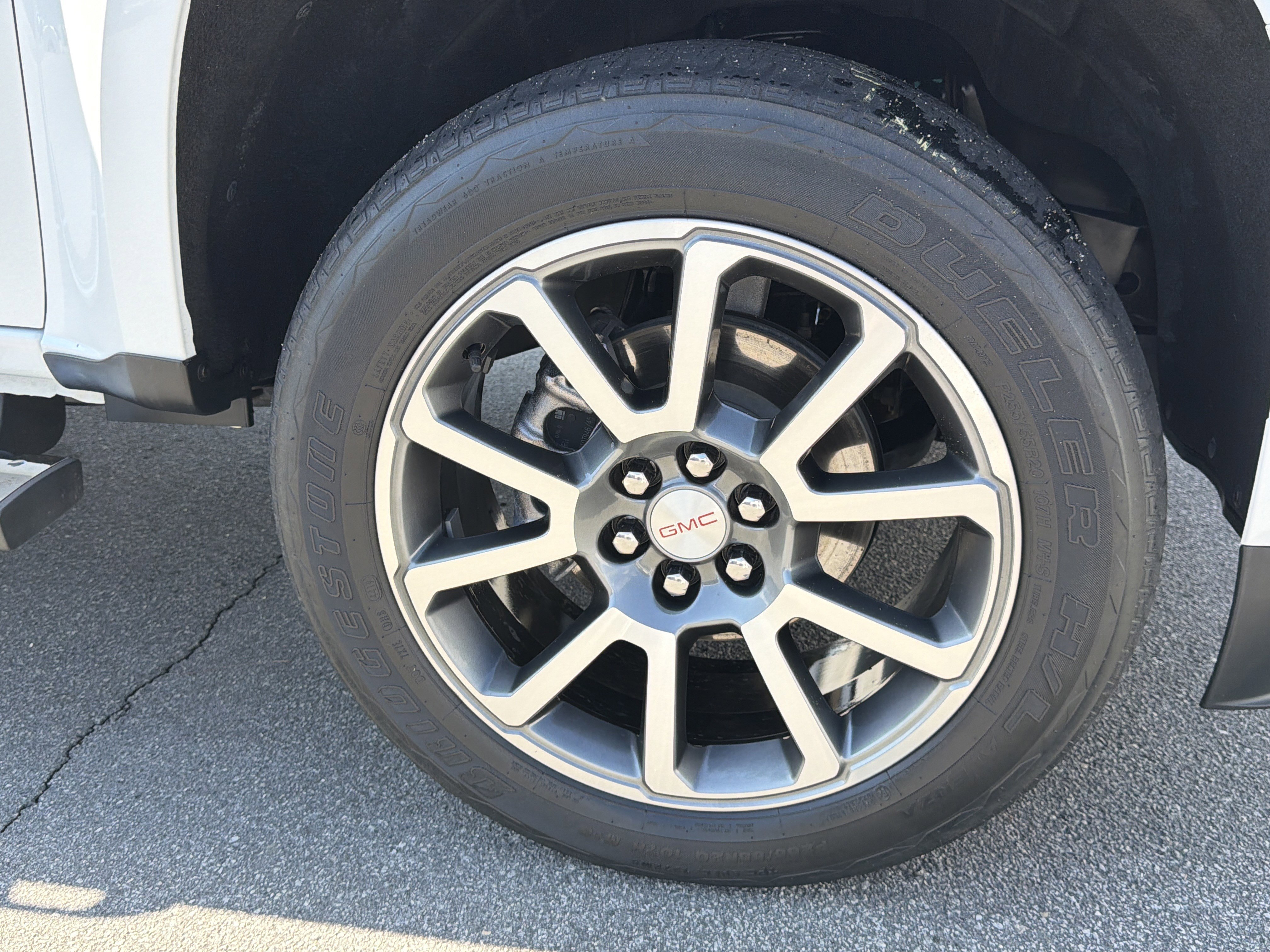 Used 2021 GMC Canyon Denali image 14