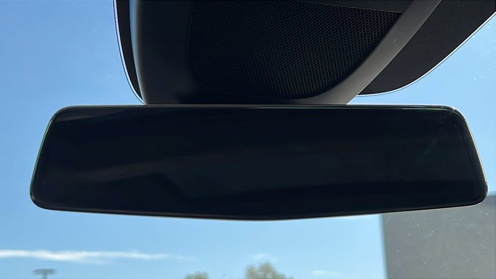 Used 2016 Tesla Model S P90D image 18