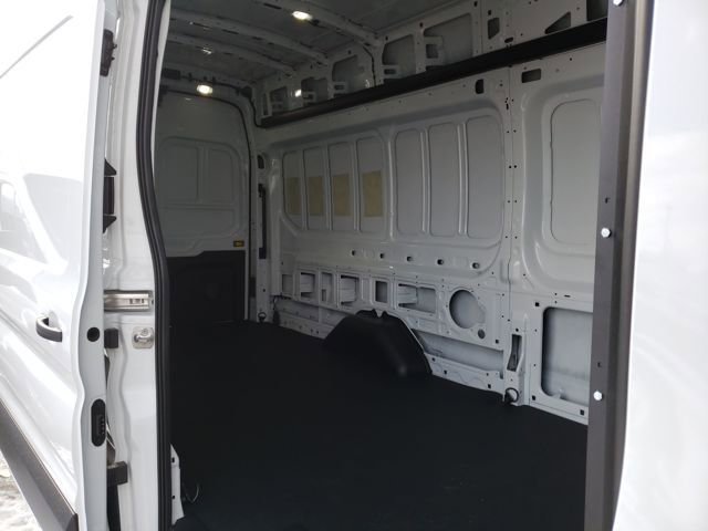 New 2026 Ford Transit 250 148 High Roof Extended image 25
