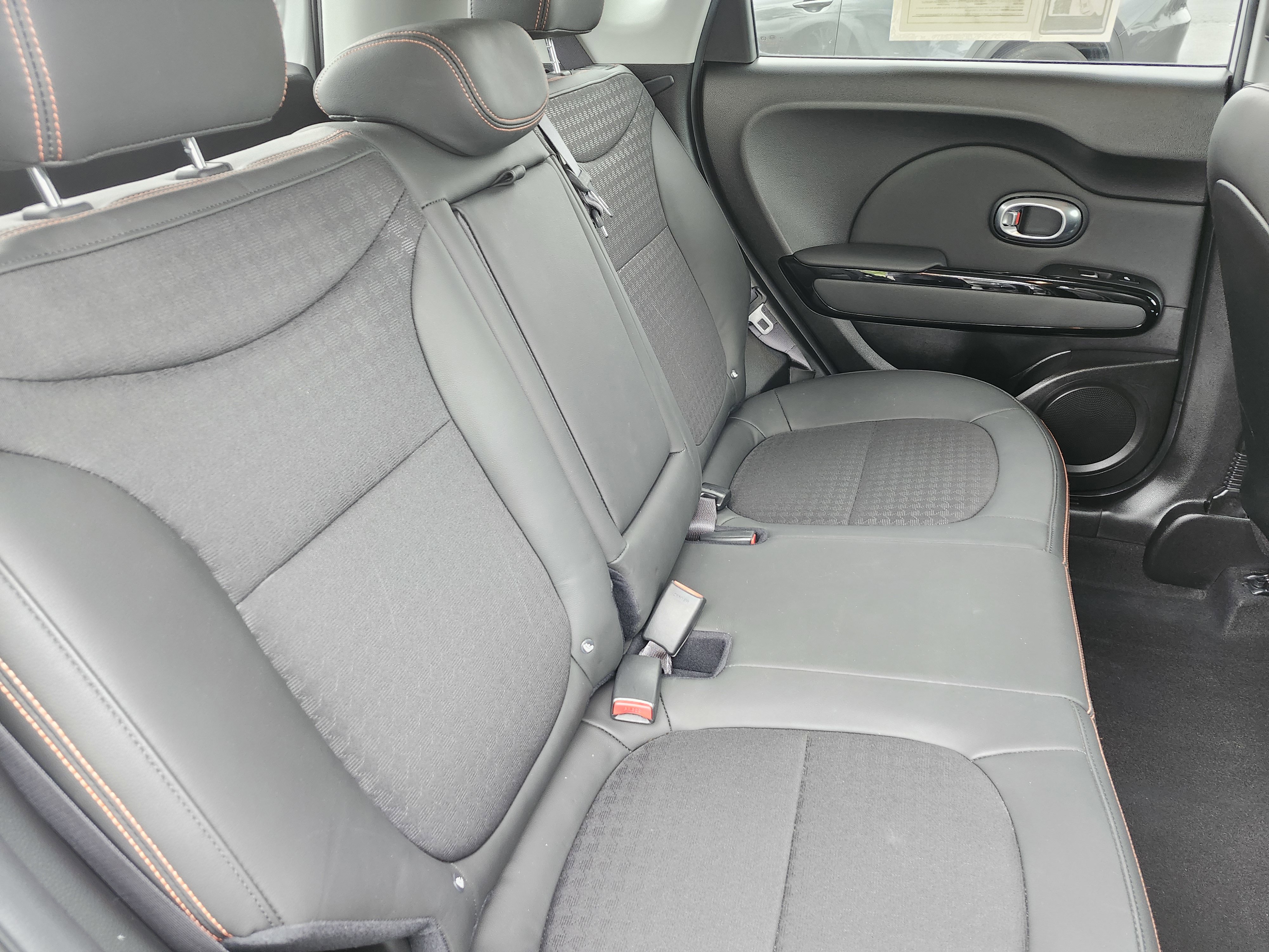 Used 2018 Kia Soul ! w/ Tech Package FWD image 17