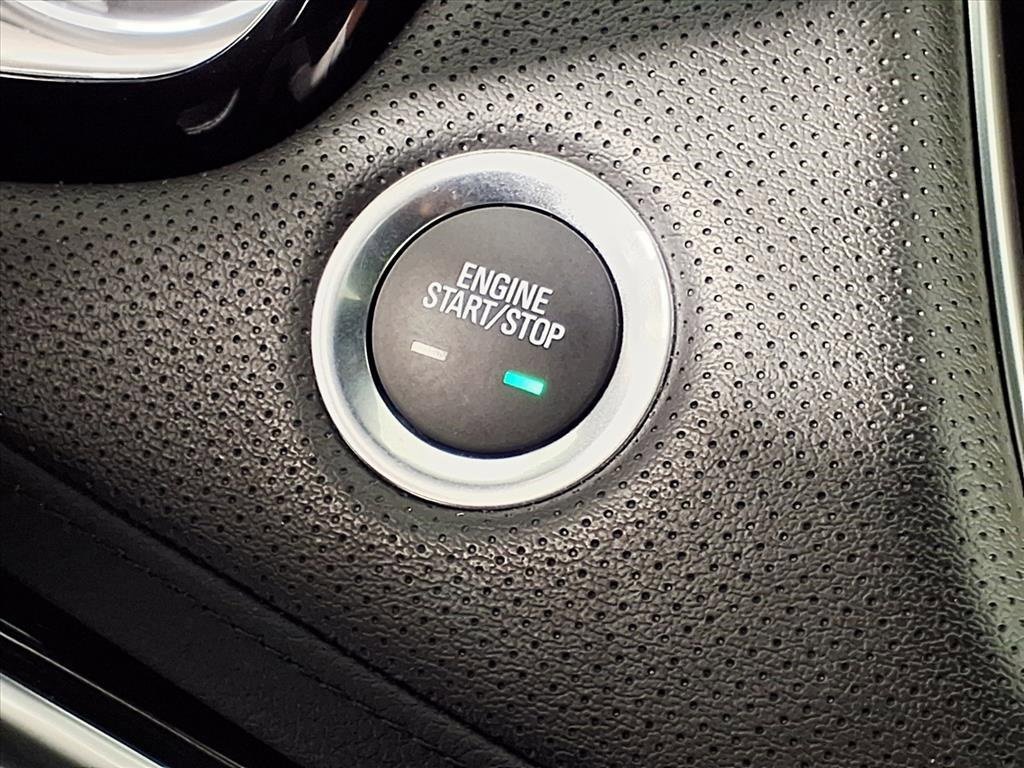 Certified 2025 Cadillac XT5 Premium Luxury image 14