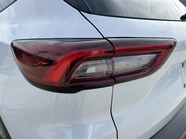 Used 2025 Ford Escape ST-Line image 11