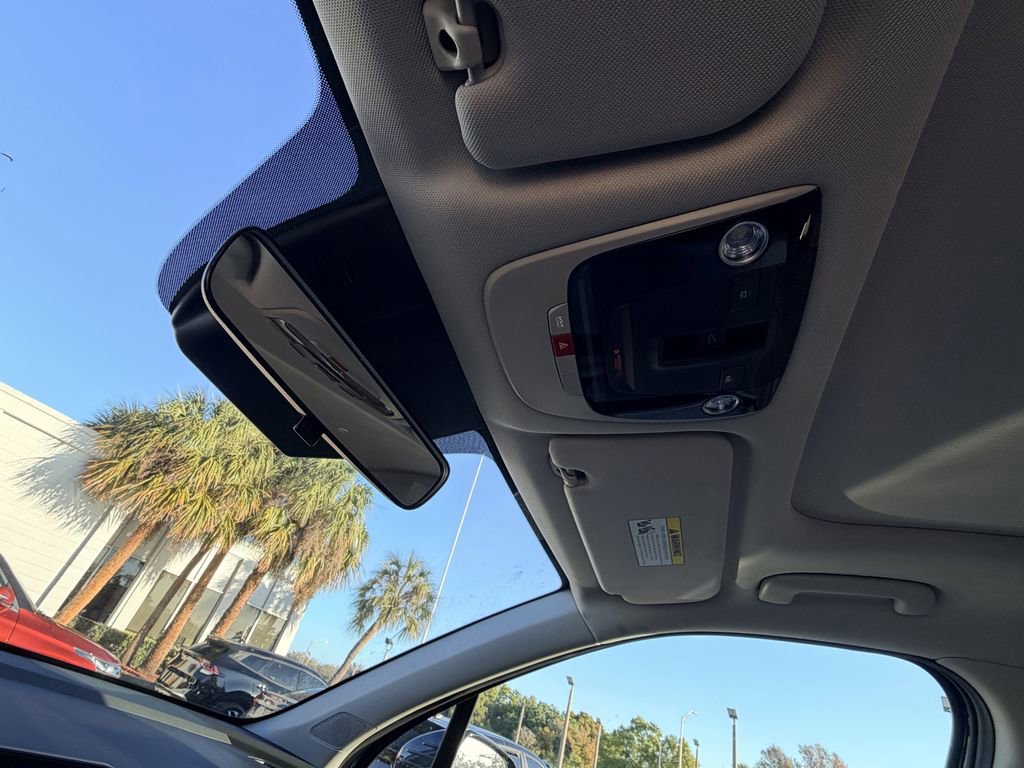 Used 2025 Kia Sorento S w/ Panoramic Sunroof Package image 31