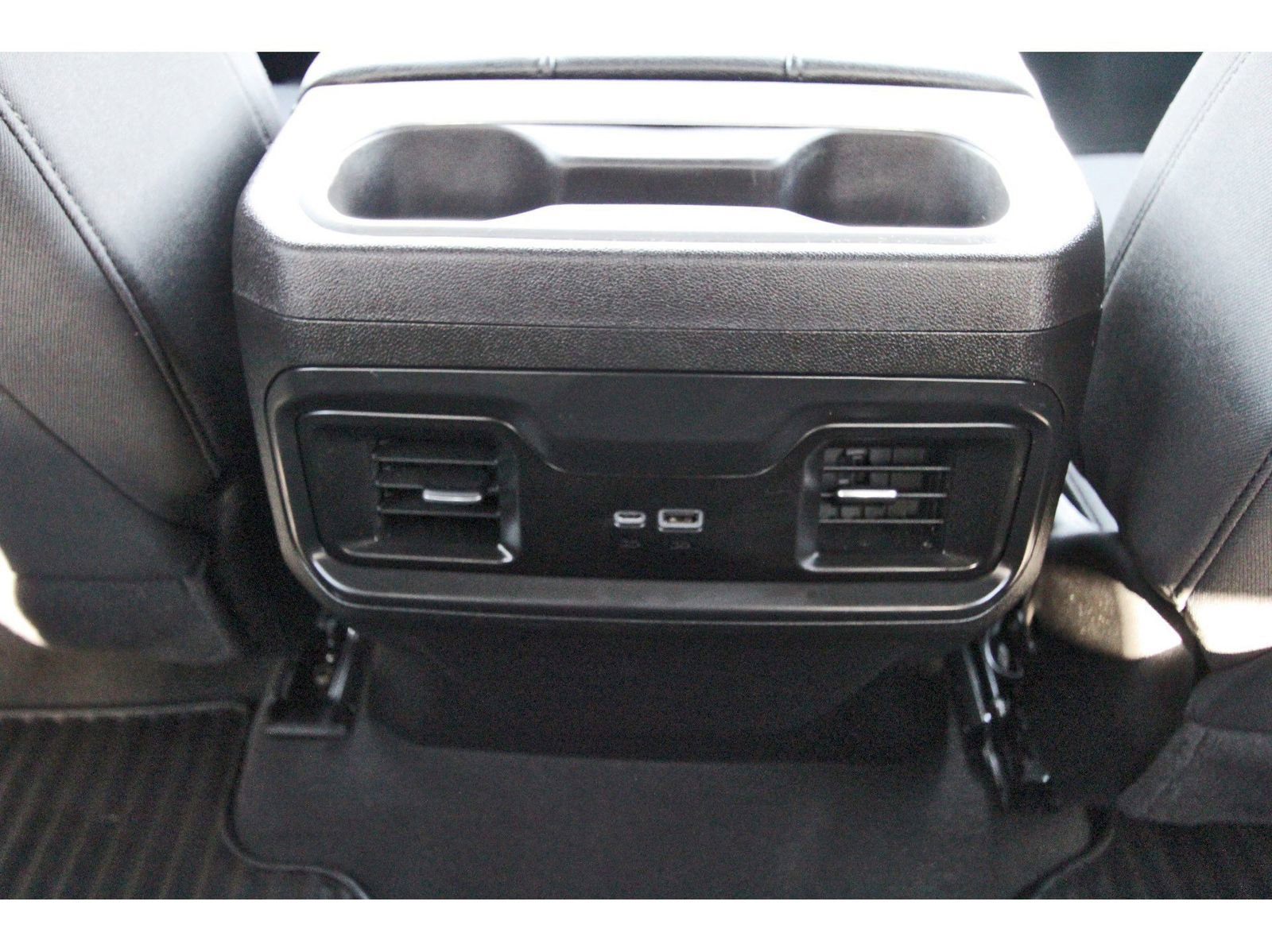 Used 2024 Chevrolet Silverado 1500 RST image 15