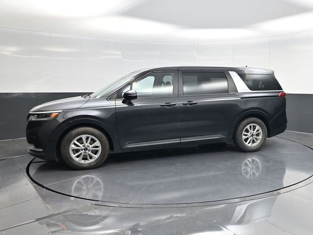 Used 2024 Kia Carnival LX image 6