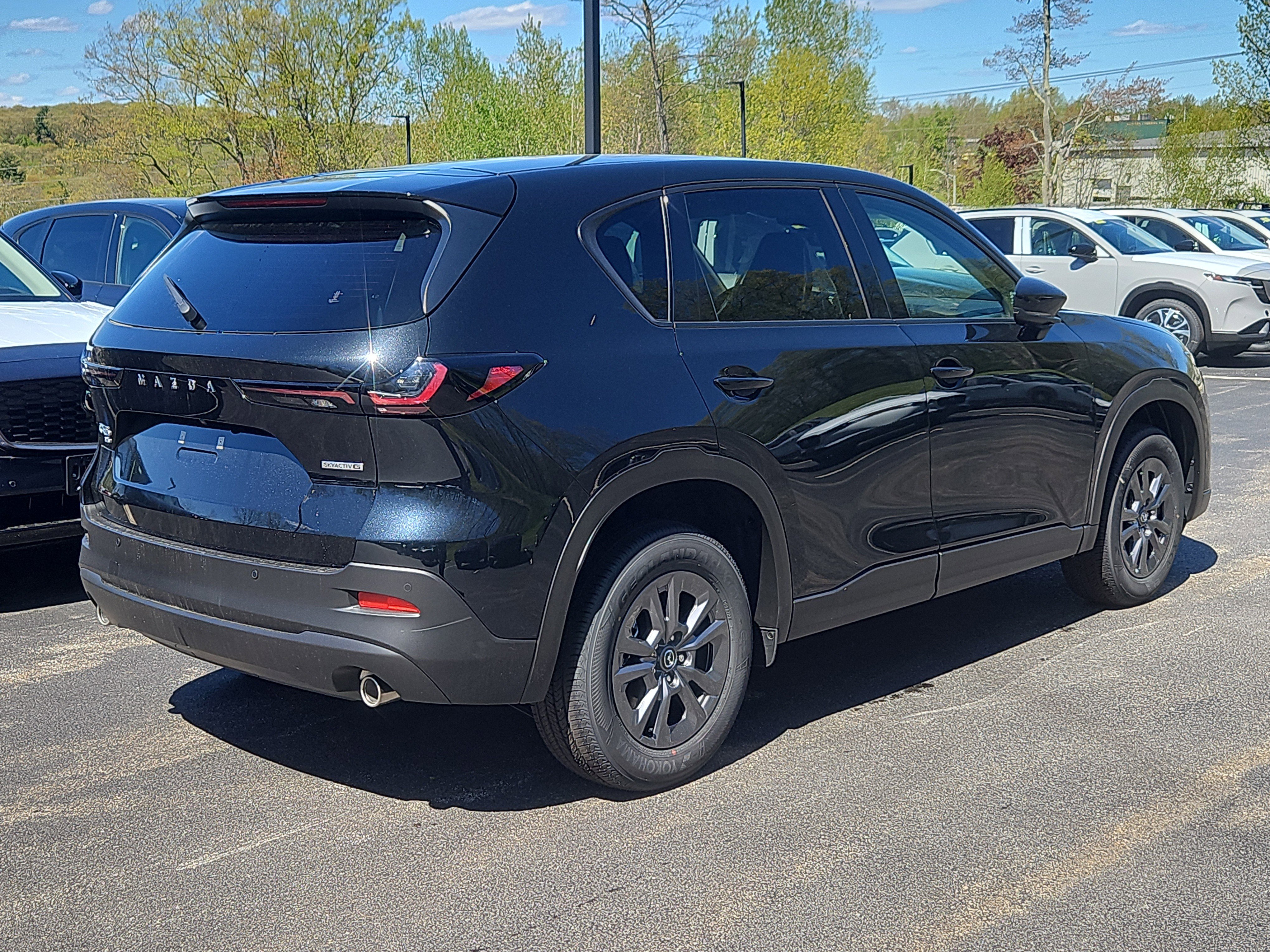 New 2026 MAZDA CX-5 Select AWD/4WD image 2