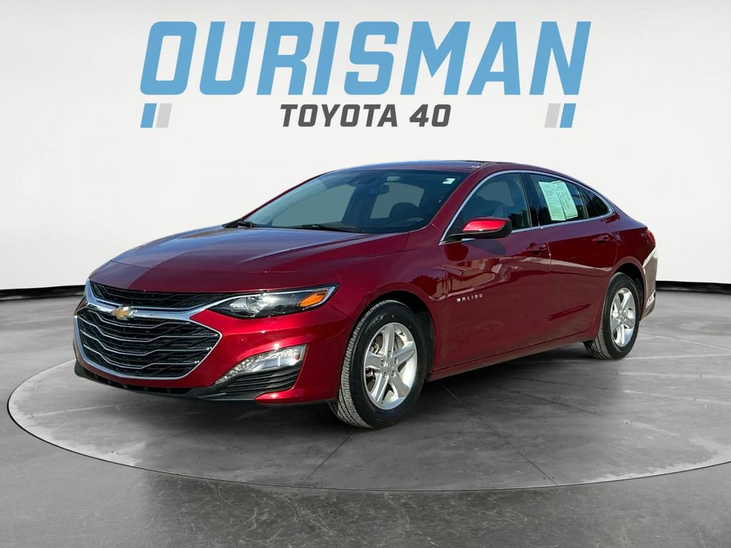 Used 2024 Chevrolet Malibu LT image 3