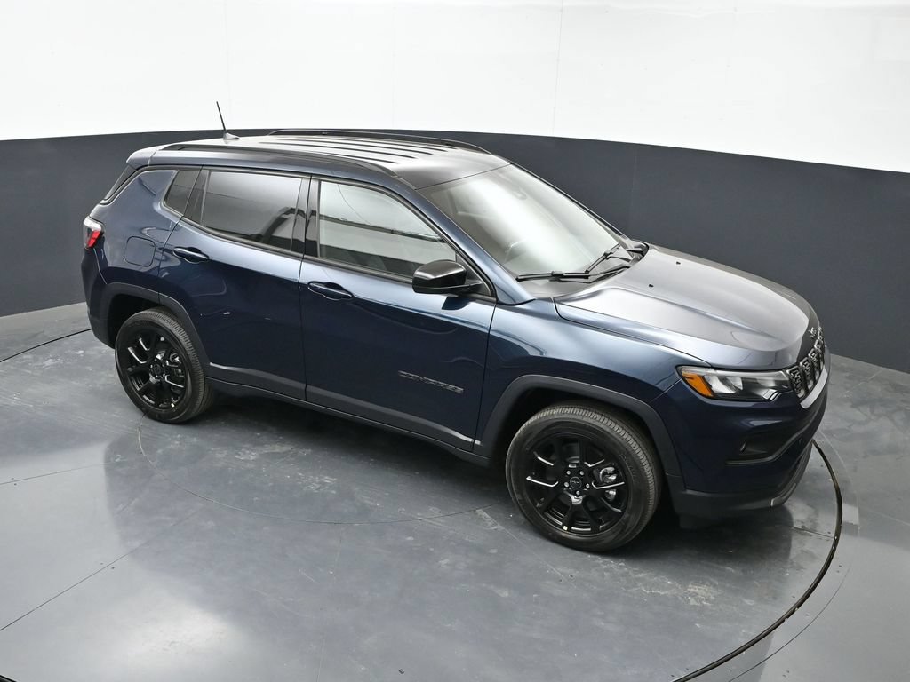 New 2026 Jeep Compass Latitude AWD/4WD image 40