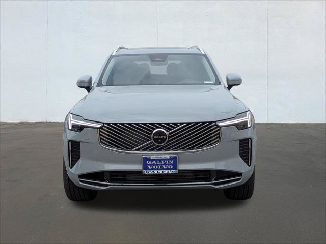 New 2026 Volvo XC90 T8 Plus w/ Protection Package AWD/4WD image 4