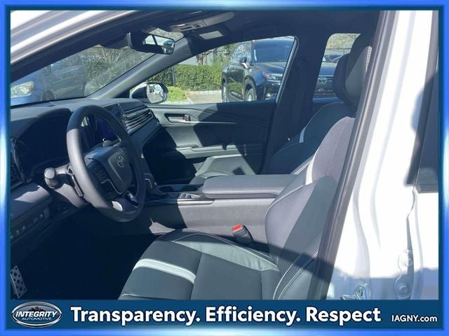 Used 2026 Toyota Camry SE w/ Convenience Package AWD/4WD image 15
