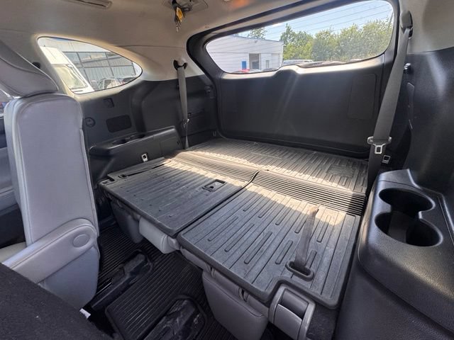 Used 2022 Toyota Highlander XLE AWD/4WD image 10
