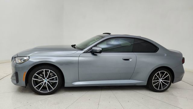 Used 2025 BMW 230i xDrive Coupe image 3