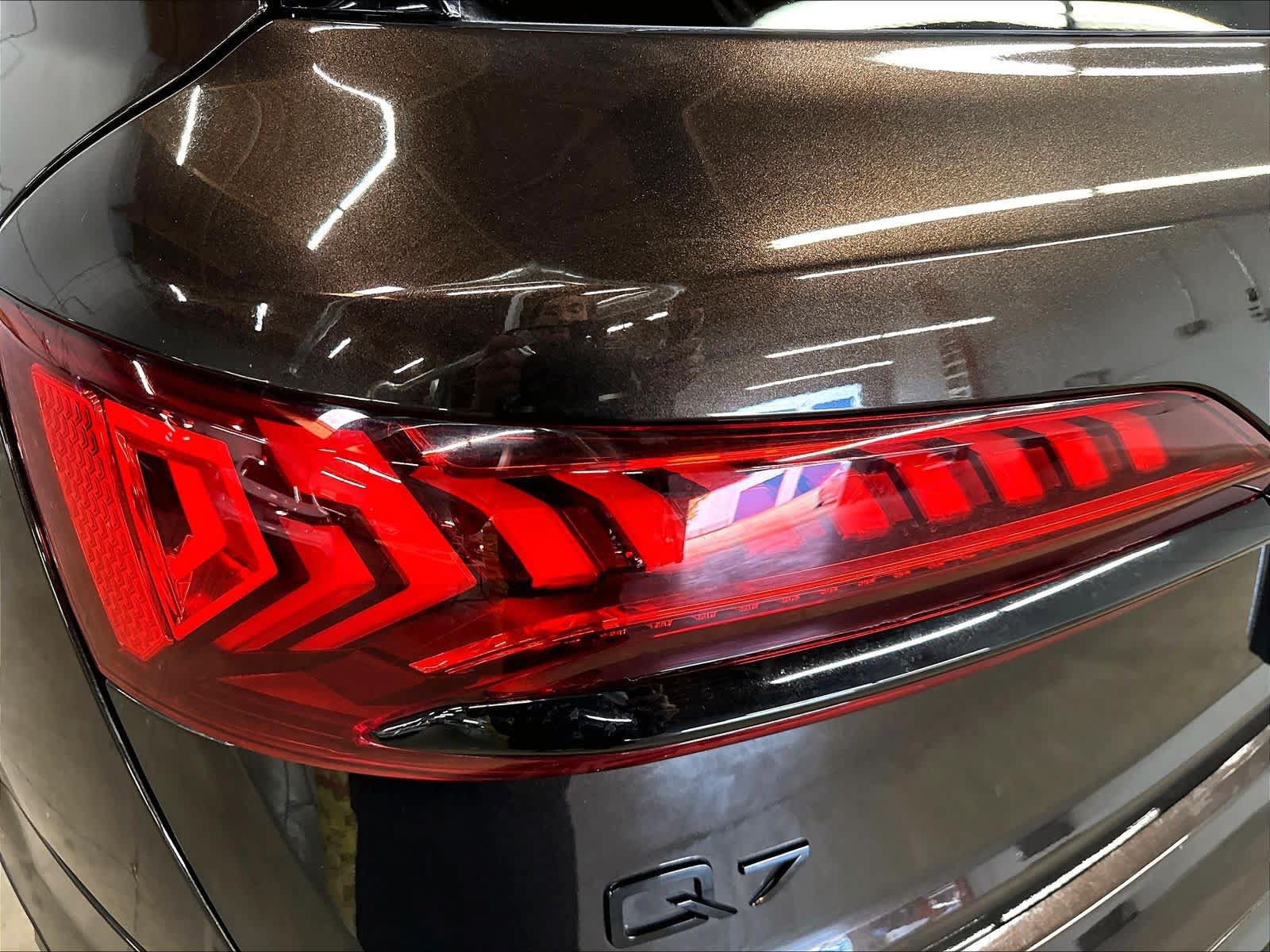 Used 2023 Audi Q7 3.0T Premium Plus AWD/4WD image 31