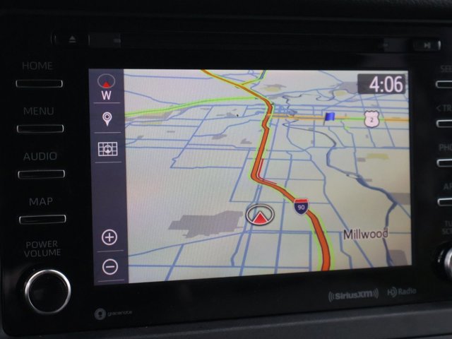 Used 2020 Toyota Sienna XLE w/ XLE Navigation Package FWD image 21