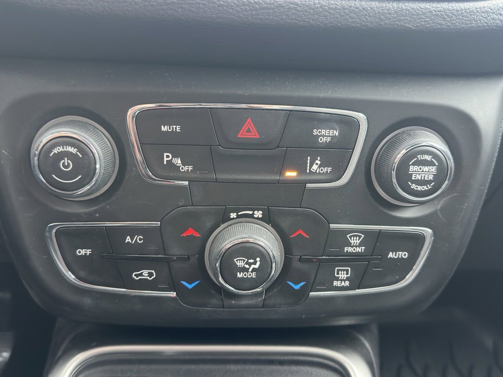 Used 2020 Jeep Compass Latitude image 17