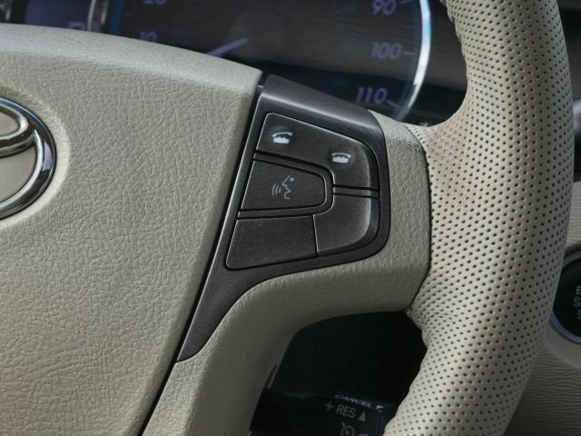 Used 2011 Toyota Sienna XLE w/ XLE Navigation Pkg FWD image 26