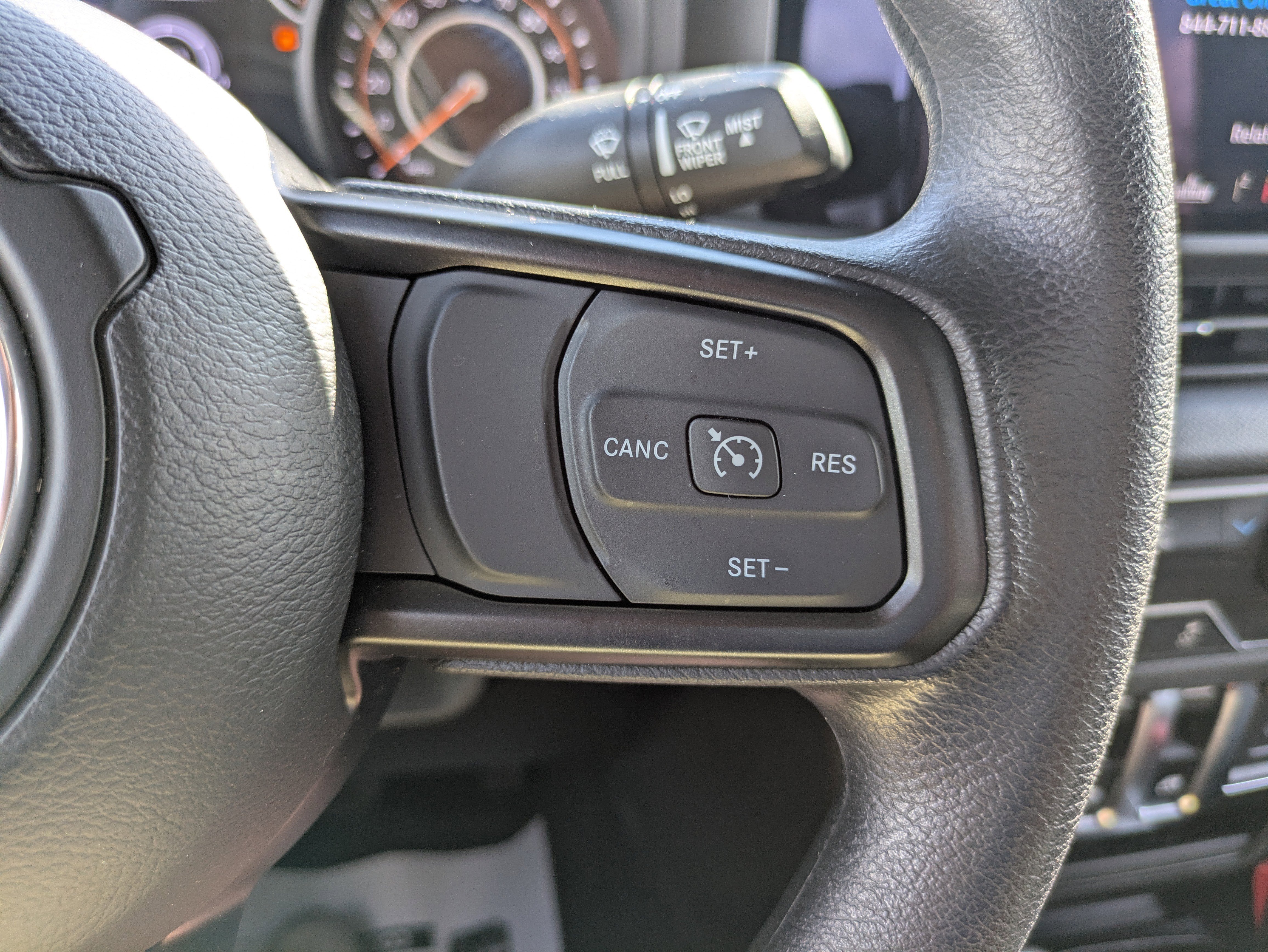 Used 2025 Jeep Wrangler Sport AWD/4WD image 20