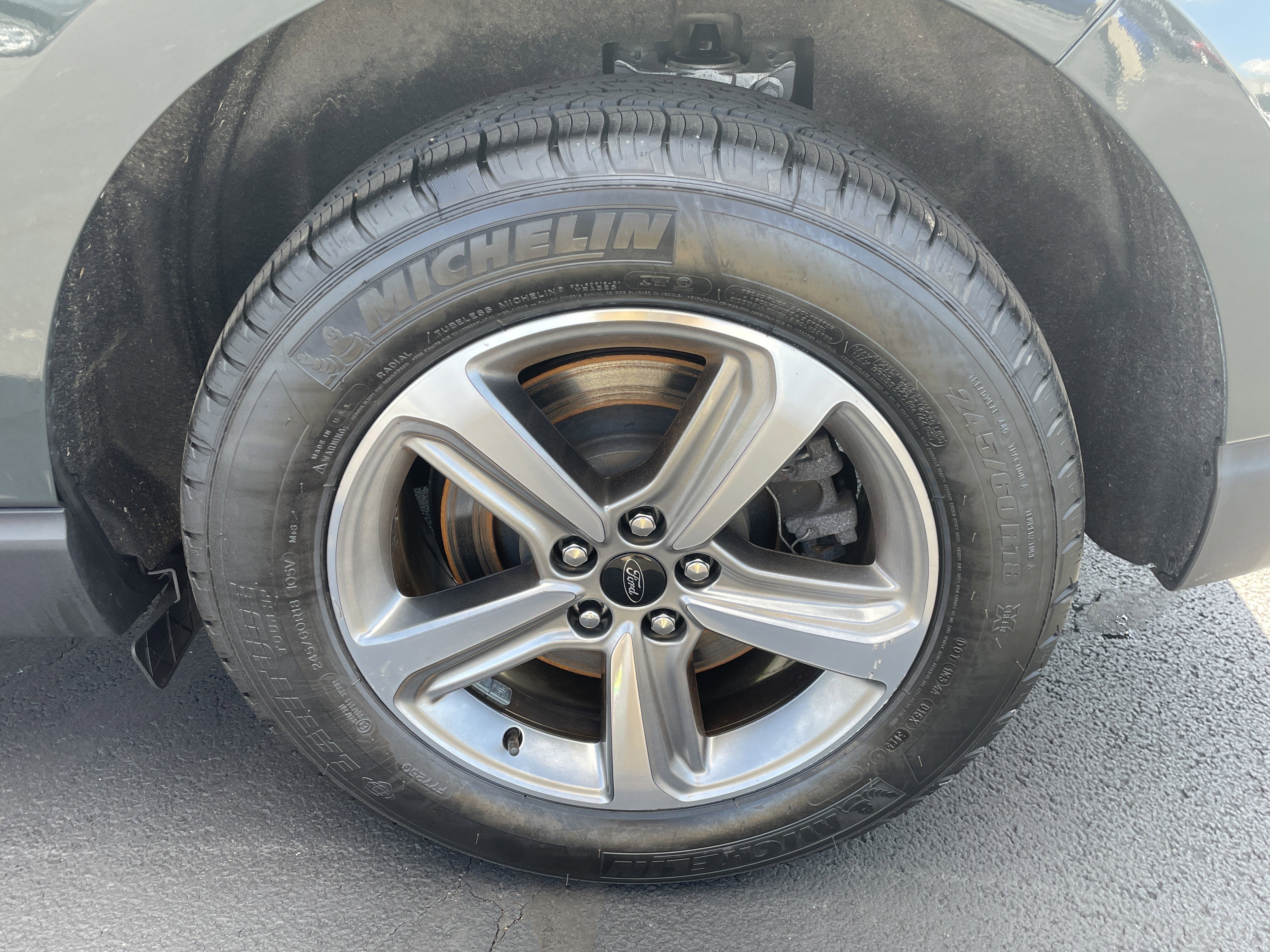 Used 2024 Ford Edge SEL w/ Convenience Package image 9