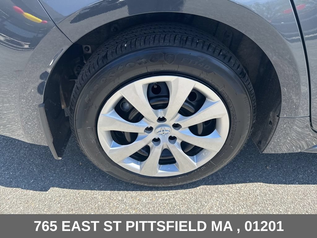 Used 2026 Toyota Corolla LE FWD image 10
