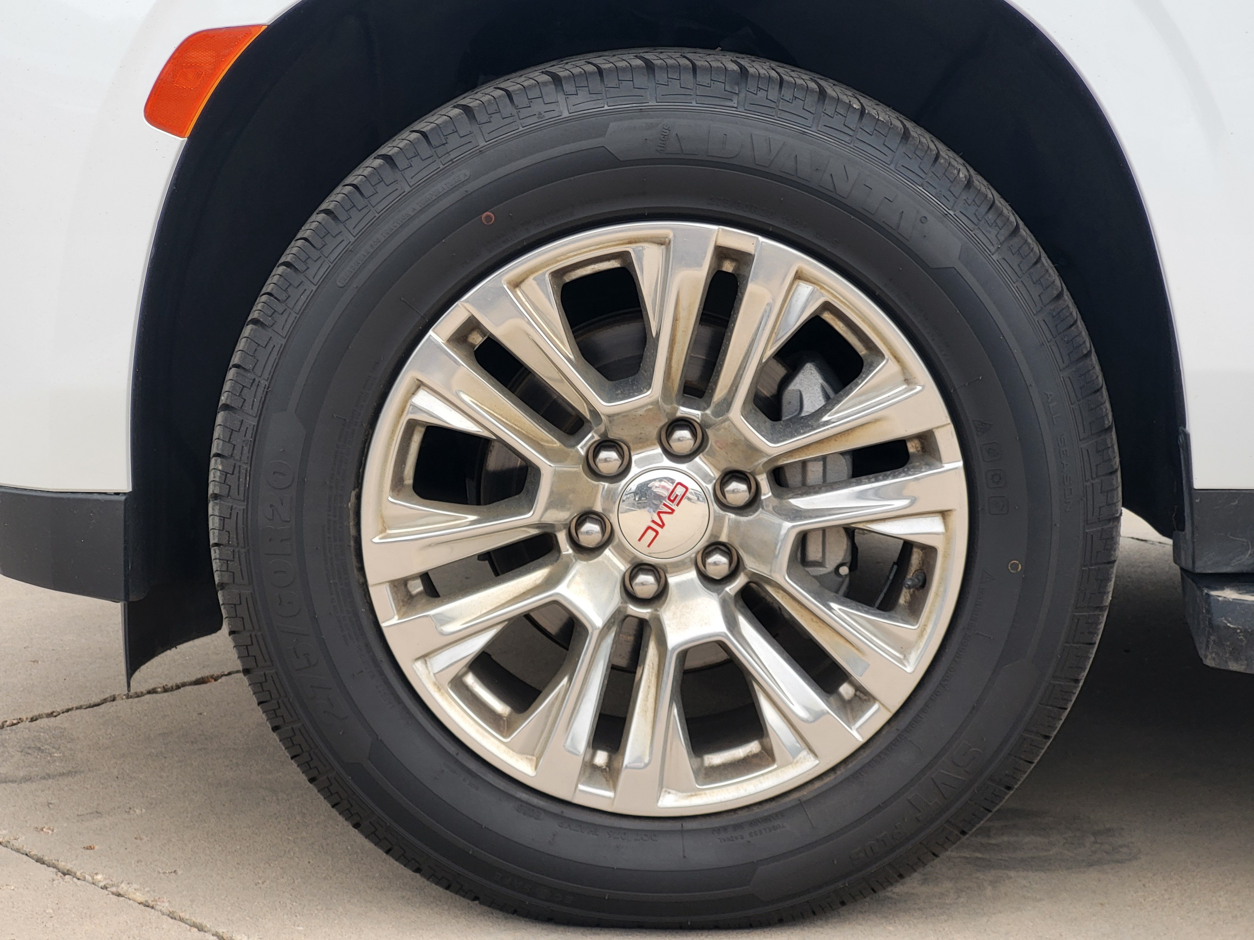 Certified 2024 GMC Yukon XL Denali AWD/4WD image 10