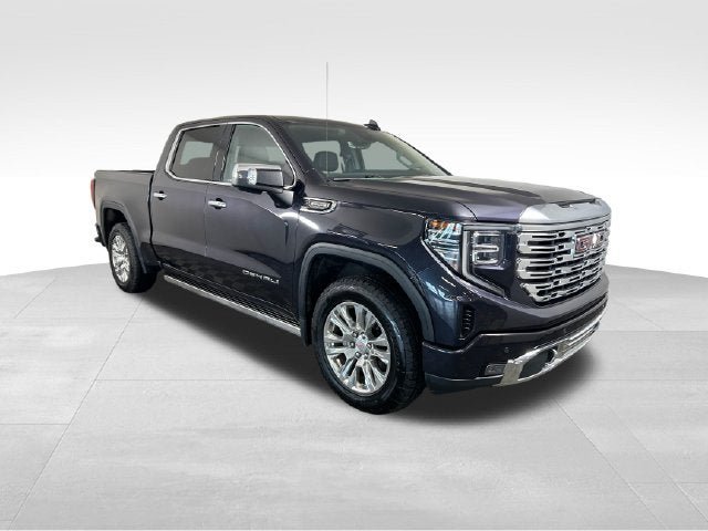 Used 2022 GMC Sierra 1500 Denali w/ Technology Package AWD/4WD image 7