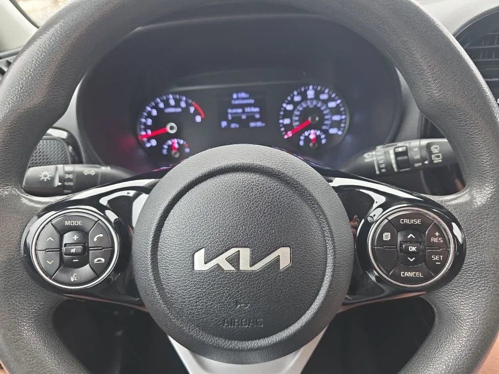 Used 2022 Kia Soul S image 15
